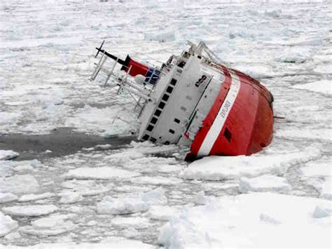 antarctica cruise ship sinks
